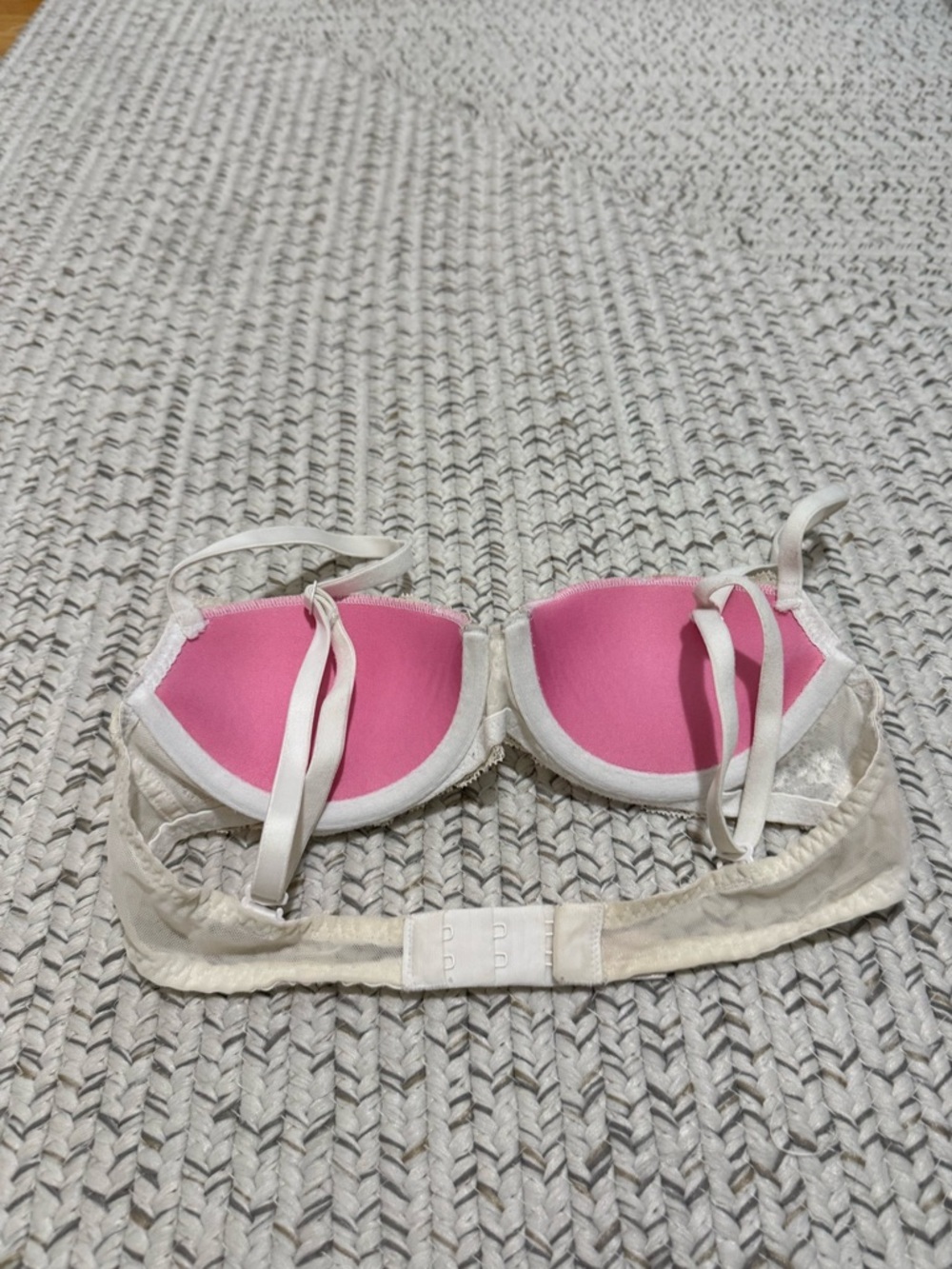 BUNDLE of 2 Victoria’s Secret PINK Date Push-Up Balconette Lace Bras, Size 32A - Picture 9 of 12